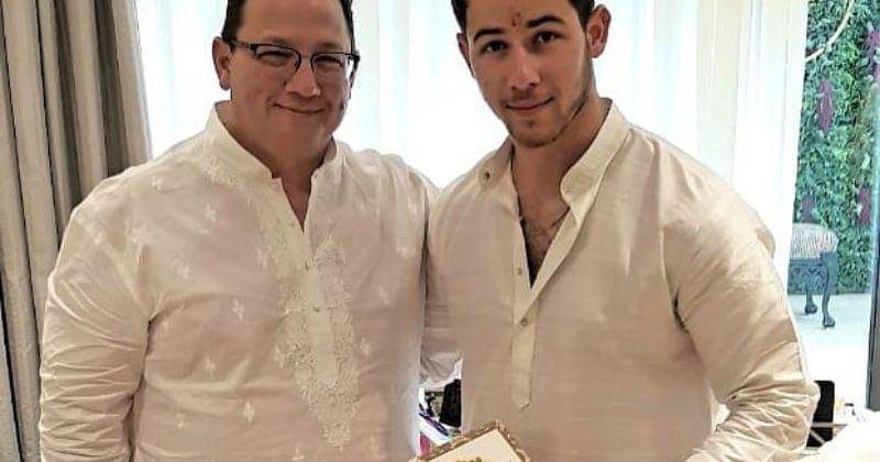 Instagram.com/mamadjonas